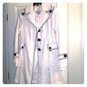 White w/blk trimmings n buttons
